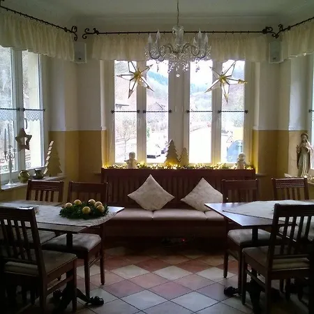 מלון Zur Post 3*